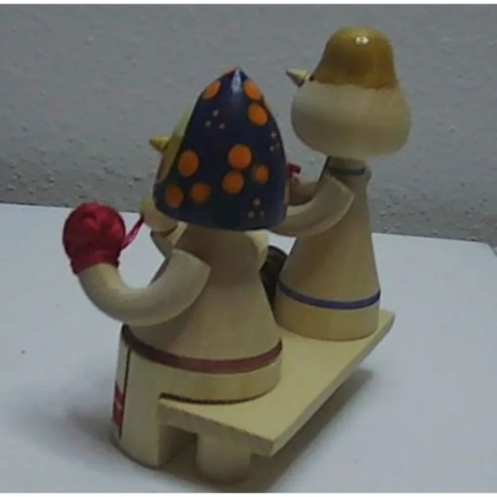Russian Wooden Figurine Man Woman with Fruit 2.75x2x3.25